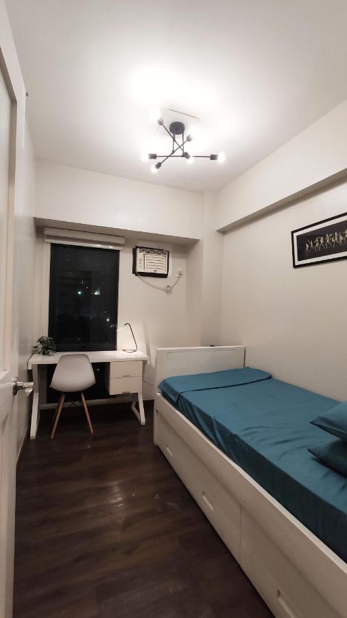 Resort Living Condominium Unit In Metro มะนิลา ภายนอก รูปภาพ